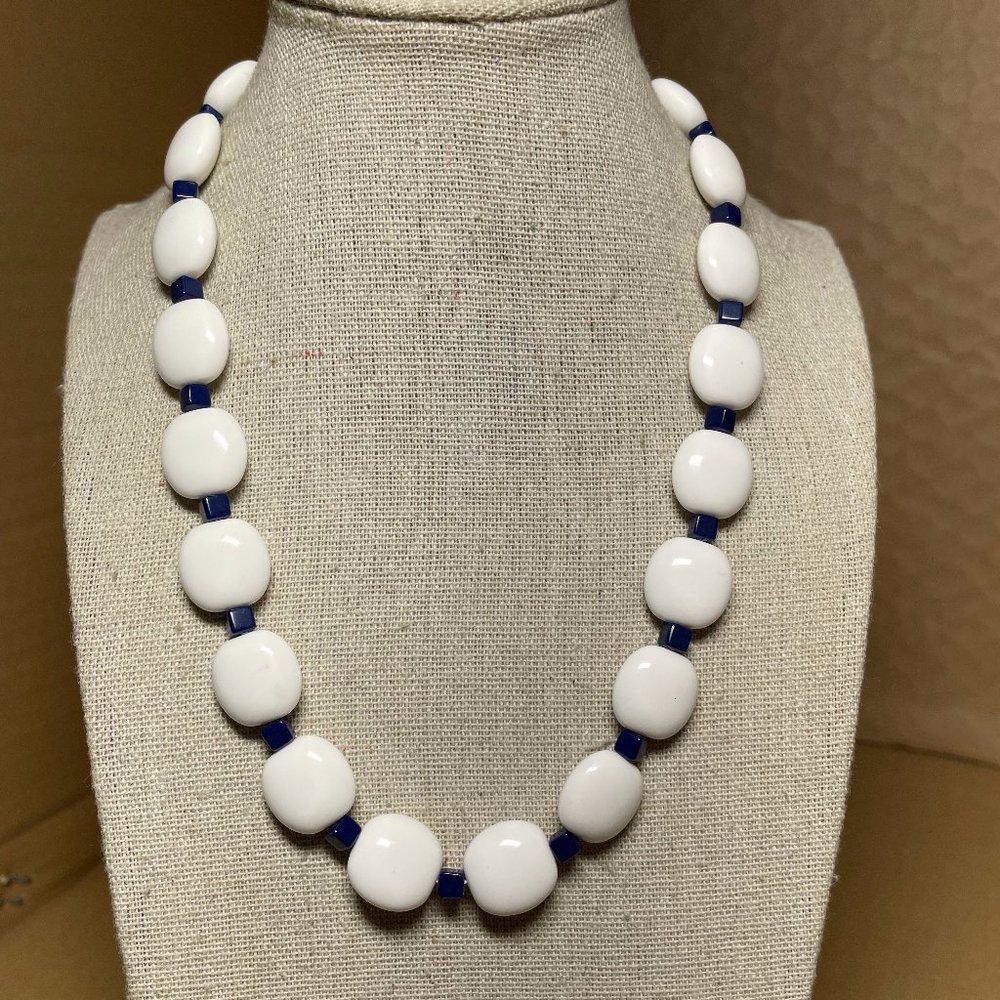 Vintage Kirks Folly Rare Signed White Navy Beaded Acrylic Necklace 16” L
